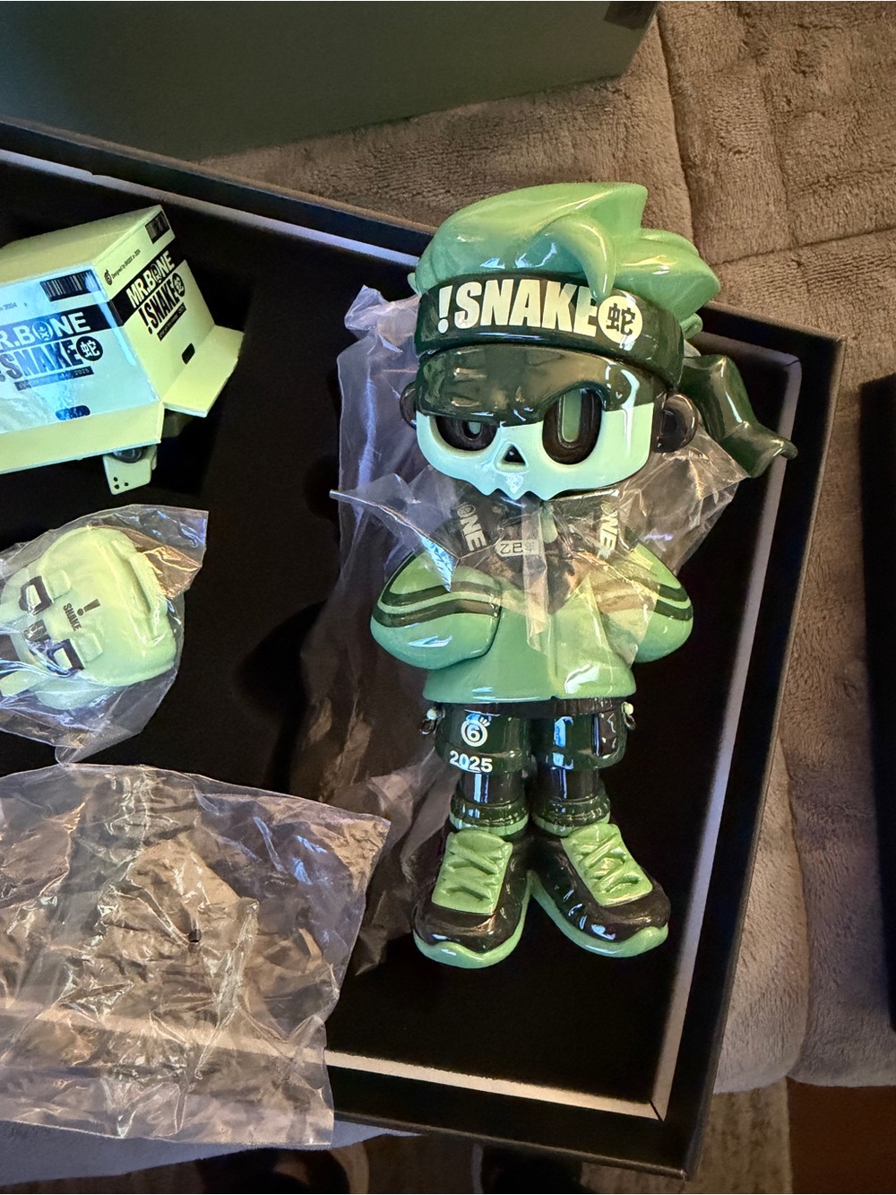 !SNAKE 2025 Mr Bone “ Year of the Snake”- 🐍 limited edition. Open box.